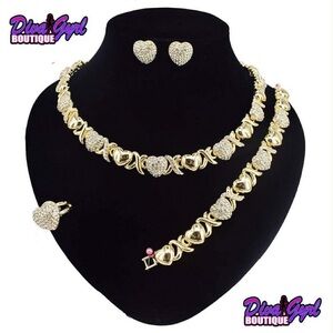 Gold XO Heart Jewelry Set